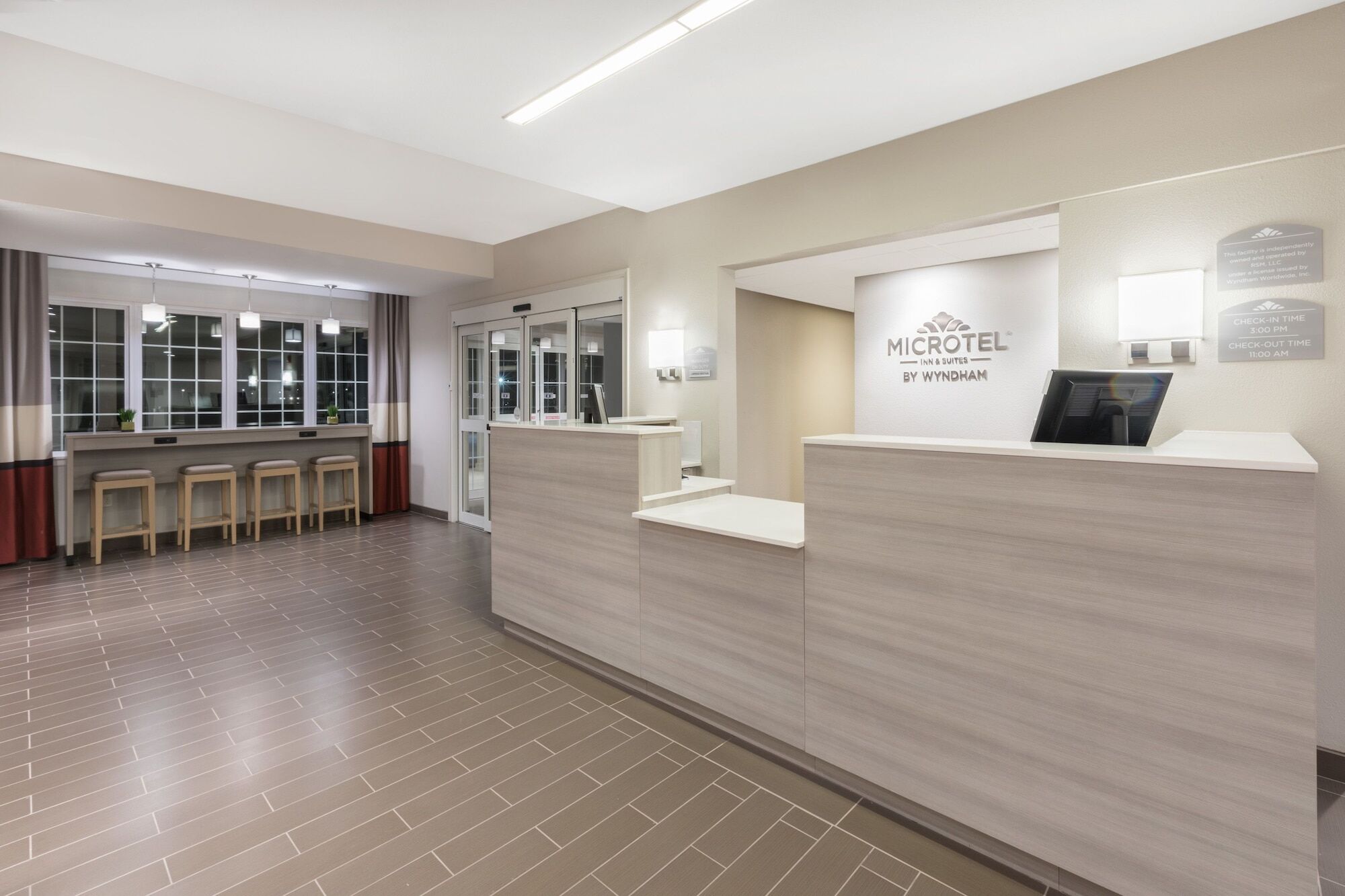 Microtel Inn & Suites By Wyndham Perry Экстерьер фото
